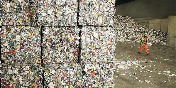 Vincenzo Cimini - Trattare rifiuti produce rifiuti ma mancano gli impianti dove gestirli